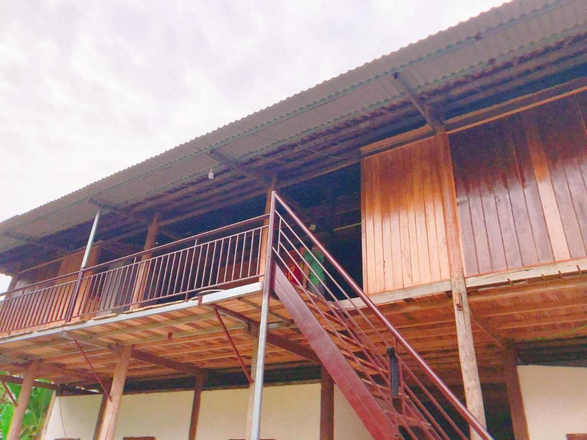 Hoang Quan Homestay Ba Be Екстер'єр фото