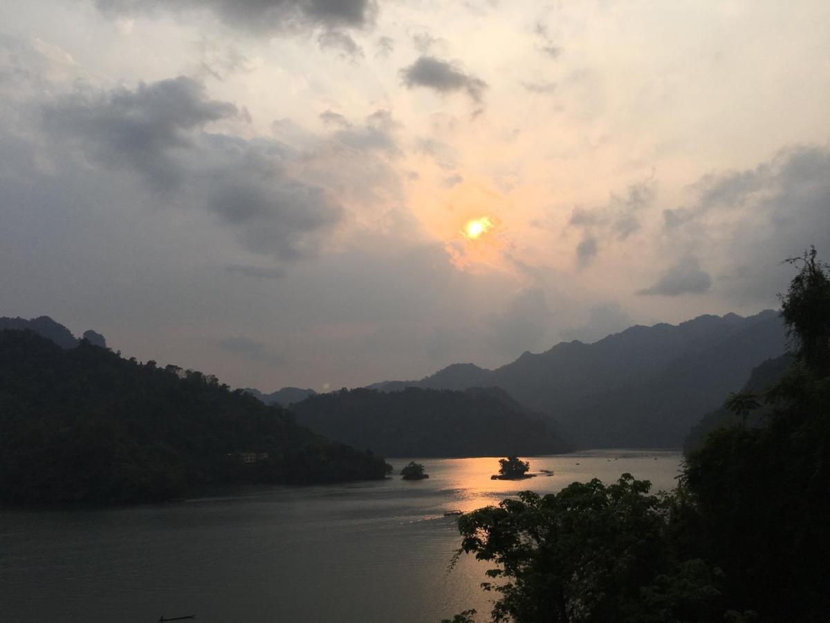 Hoang Quan Homestay Ba Be Екстер'єр фото