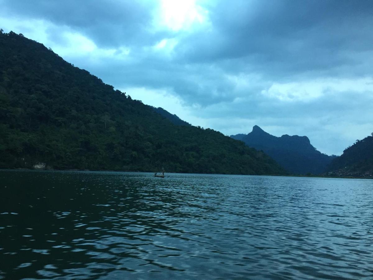 Hoang Quan Homestay Ba Be Екстер'єр фото