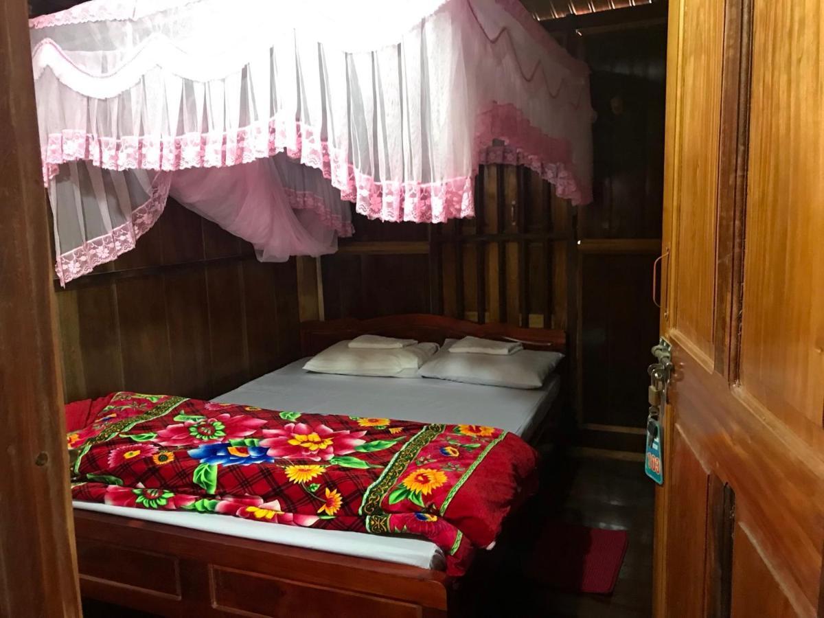 Hoang Quan Homestay Ba Be Екстер'єр фото